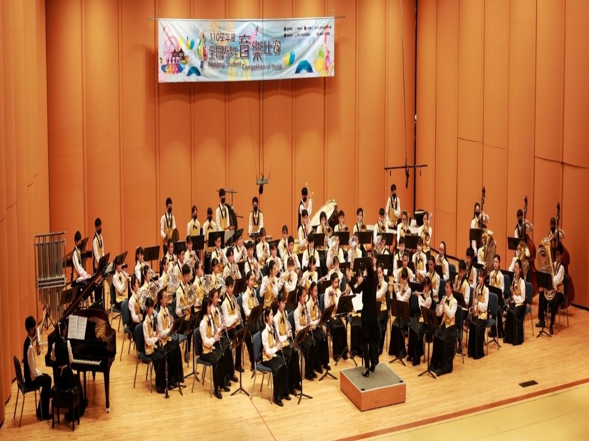 4.藝才音樂班參加110學年度全國學生音樂比賽管樂合奏項目，演出精采，榮獲特優第一名殊榮
